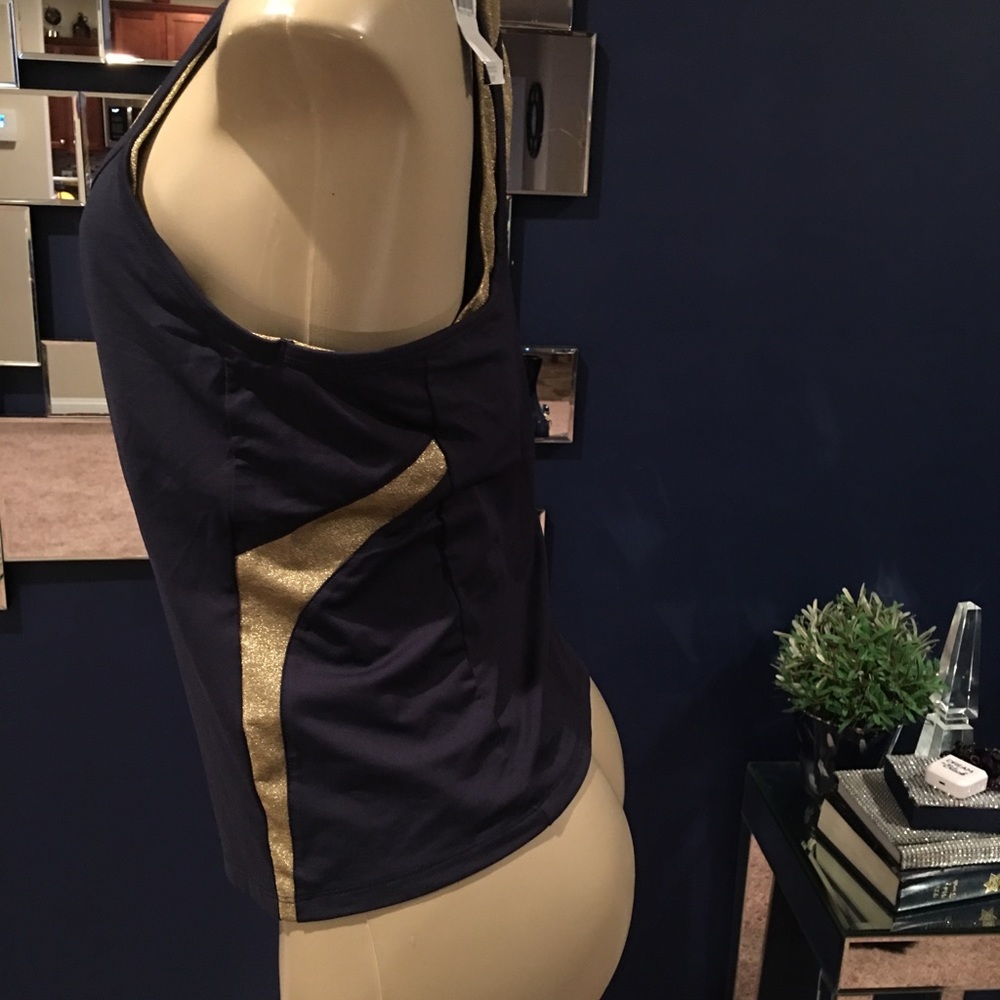 Sports Top - Picture 2 of 4